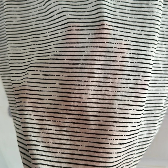 Apt 9 Black and white striped top large - Picture 4 of 4
